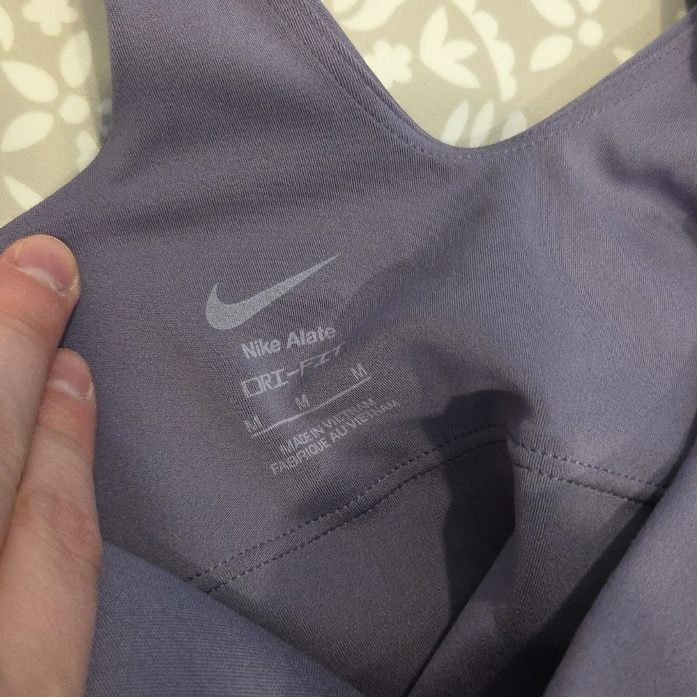 Nike Lavender Sports Bra - Picture 2 of 3